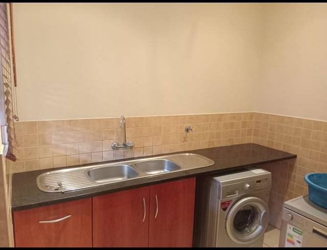 4 BEDROOM HOUSE FOR SALE IN WIERDA PARK